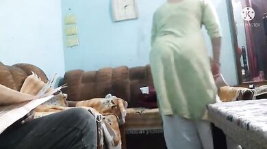 Sexy Kamwali Jagai Malik Hawas Porn Video